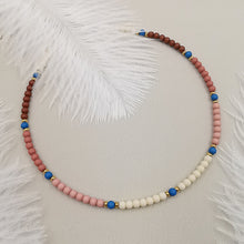 Carica l&#39;immagine nel visualizzatore di Gallery, Collana da donna choker colore beige marrone terracotta blu 35cm +5cm Oro
