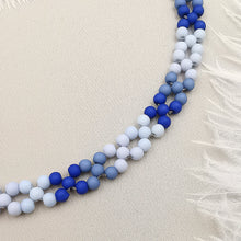 Carica l&#39;immagine nel visualizzatore di Gallery, Collana da donna choker a treccia colore blu sfumato 37cm +5cm argento
