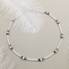 Carica l&#39;immagine nel visualizzatore di Gallery, Collana da donna choker colore bianco 36cm +5cm Argento
