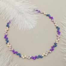 Carica l&#39;immagine nel visualizzatore di Gallery, Collana da donna choker a treccia beige lilla viola blue jeans 36cm +5cm argento
