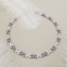 Carica l&#39;immagine nel visualizzatore di Gallery, Collana da donna choker a treccia colore rosa chiaro grigio 36cm +5cm argento
